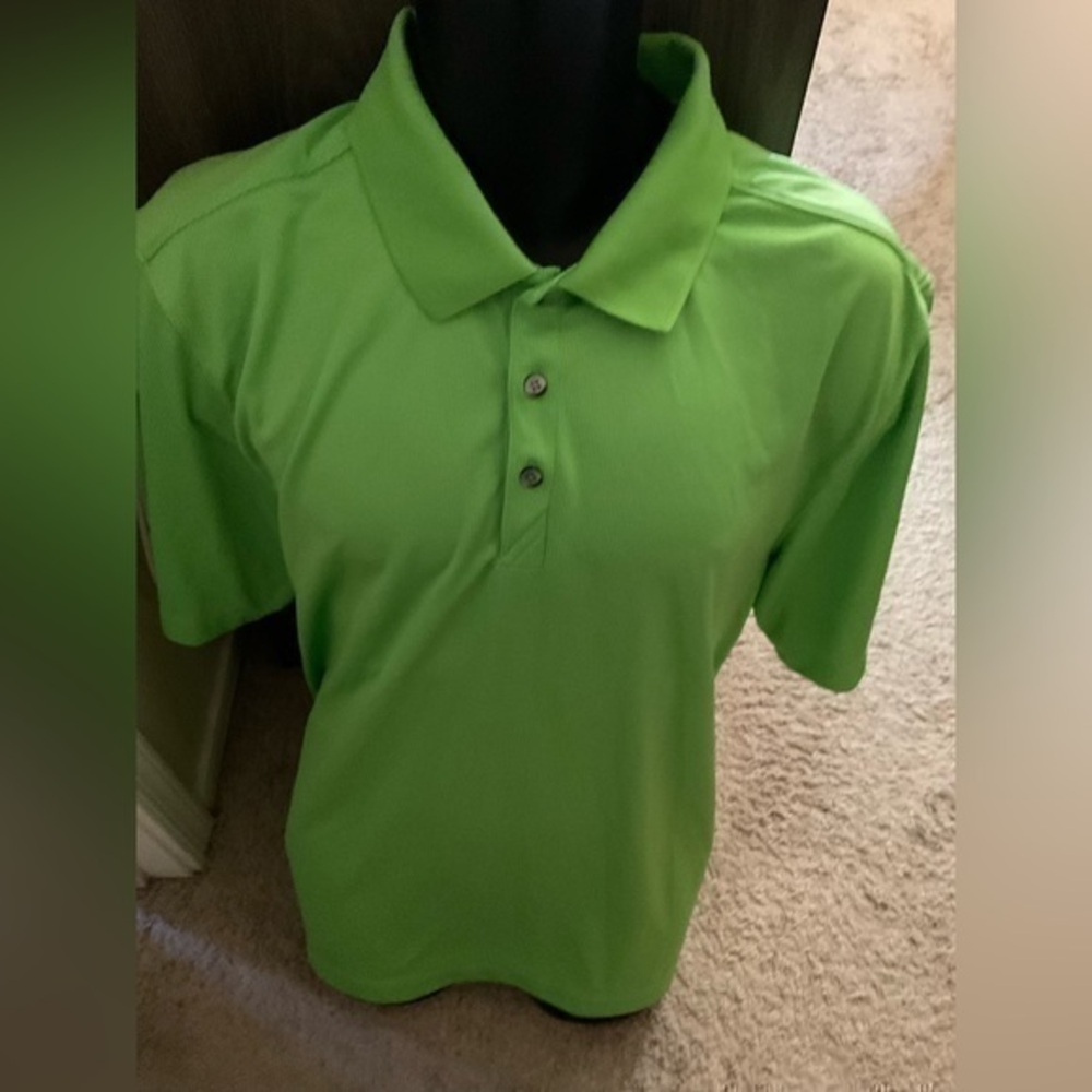 Men’s used size XL Cutter and Buck green polo golf shirt